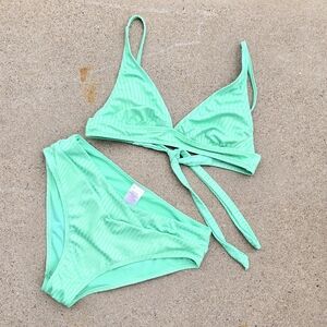 NO BOUNDARIES Seafoam Green Ribbed V Front Bottom 2 Pc Medium Large